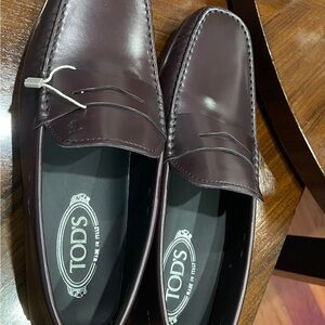 Burgundy Tod’s Shoes
